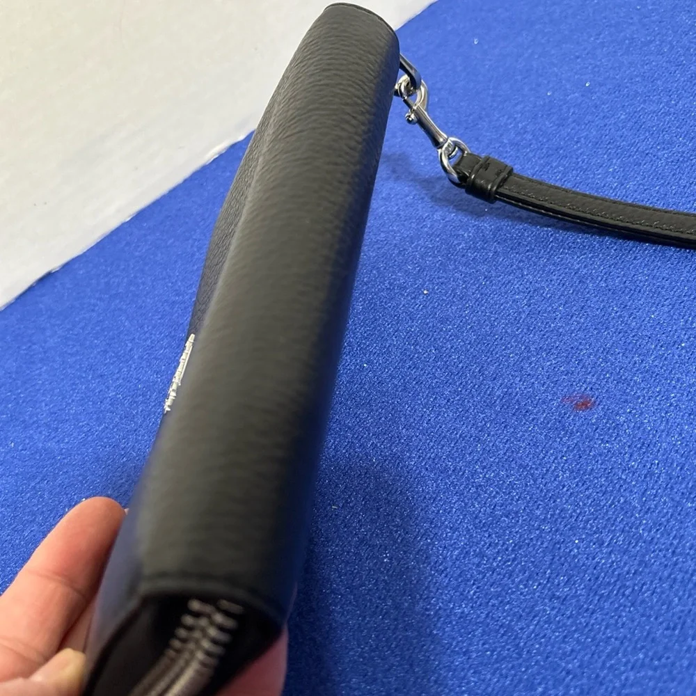 Coach Wallet Wristlet C4551 - Picture 9 of 11